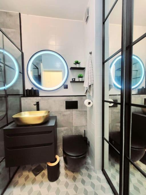 Urban Oasis: Stylish Retreat Apartment Zagreb Ngoại thất bức ảnh