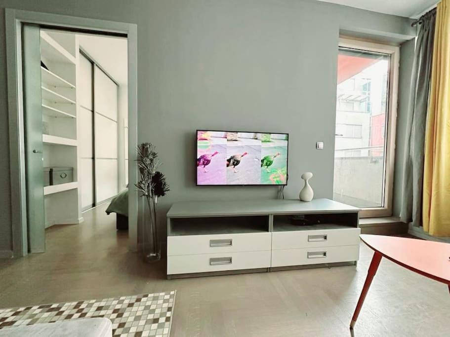 Urban Oasis: Stylish Retreat Apartment Zagreb Ngoại thất bức ảnh
