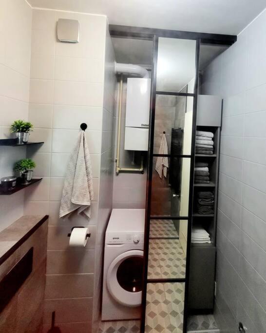 Urban Oasis: Stylish Retreat Apartment Zagreb Ngoại thất bức ảnh